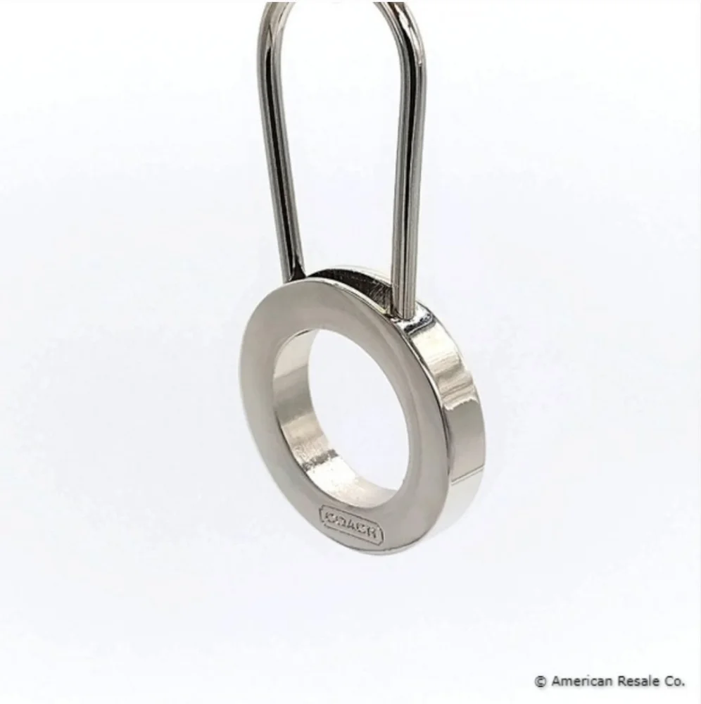 JUST IN! COACH Vintage Black Enamel Pinch Lock Locket Keychain FOB purse charm - Picture 6 of 7